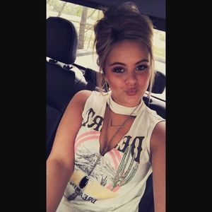 Meet your Posher, Laney